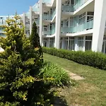 דירה In Black Sea Star Complex *
