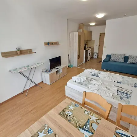 In Black Sea Star Complex Appartement