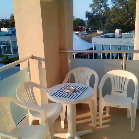 Apartment In Black Sea Star Complex Sosopol