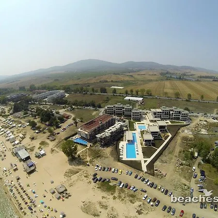 Apartamento In Black Sea Star Complex