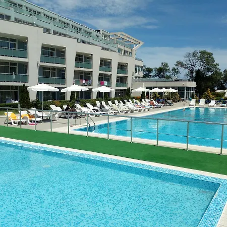 Apartment In Black Sea Star Complex Sosopol