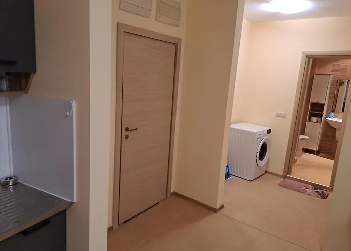 In Black Sea Star Complex アパート *