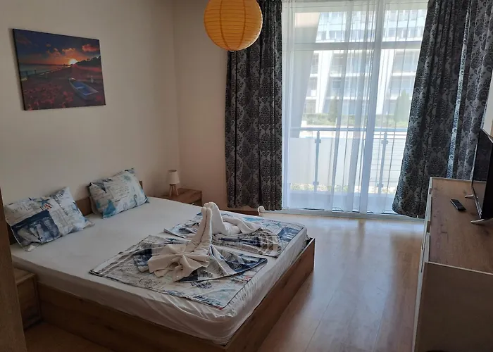 アパート In Black Sea Star Complex *