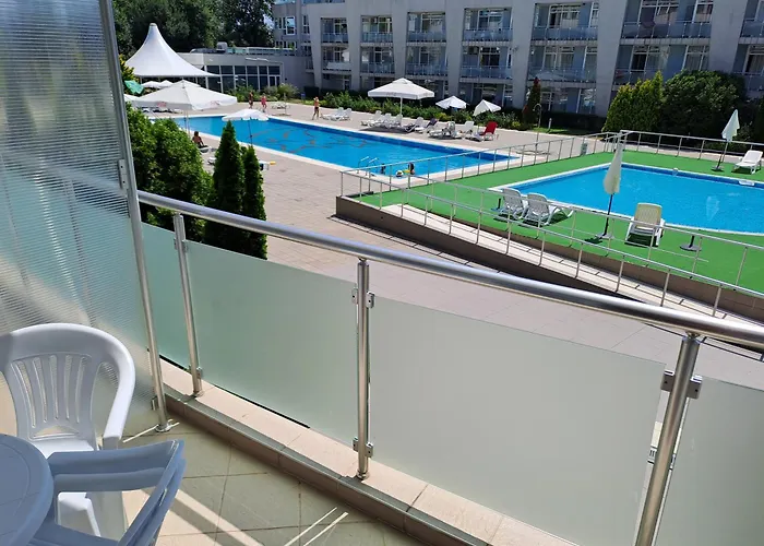 In Black Sea Star Complex アパート *