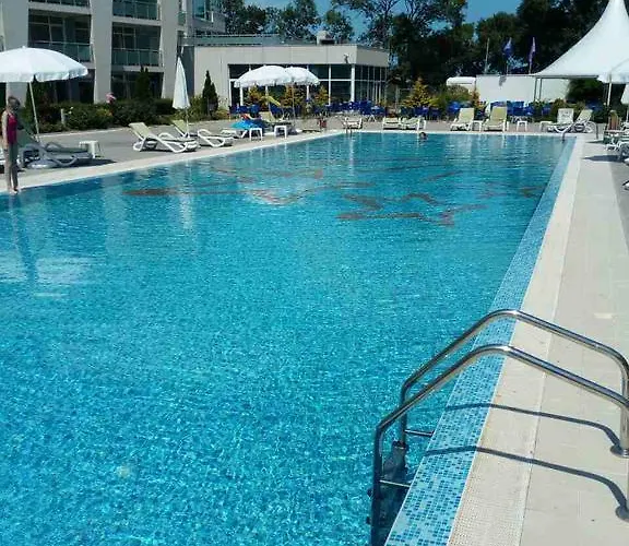 アパート In Black Sea Star Complex *