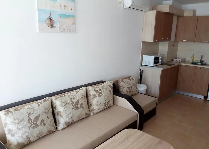 In Black Sea Star Complex ソゾポル