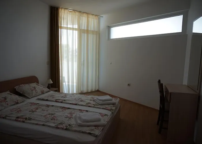 Lejlighed In Black Sea Star Complex