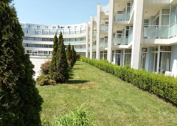 In Black Sea Star Complex 公寓 索佐波尔