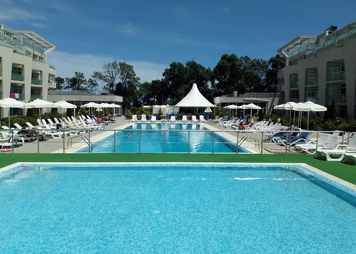 In Black Sea Star Complex