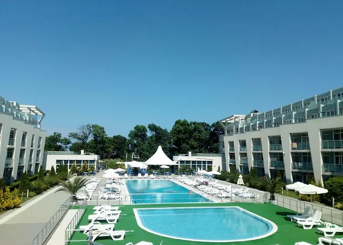 アパート In Black Sea Star Complex ソゾポル